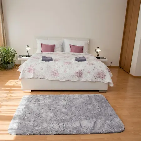 Prosek Apartment
